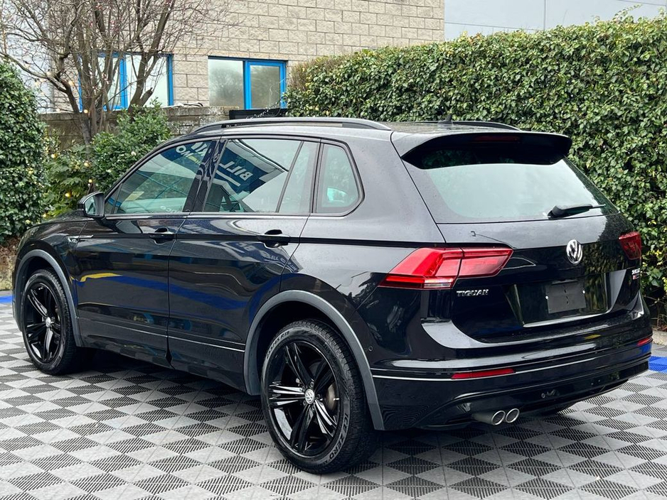 2018 Volkswagen Tiguan R-LINE 4MOTION BLACK EDITION 2.0 TDI // FULL SERVICE HISTORY // LEATHER HEATED SEATS // 360 PARKING CAMERAS €29,900