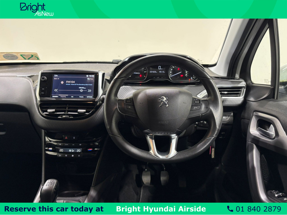 2019 Peugeot 2008 - image 13