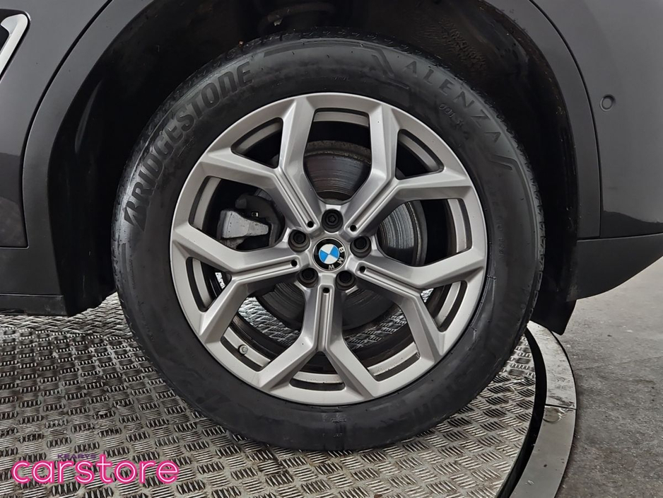2022 BMW X3 - image 14