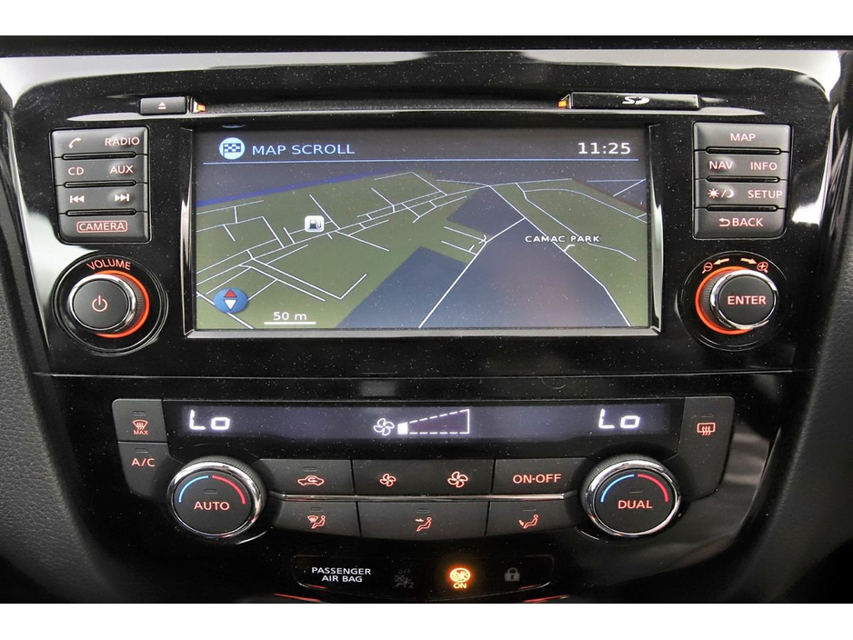 2016 Nissan Qashqai - image 19