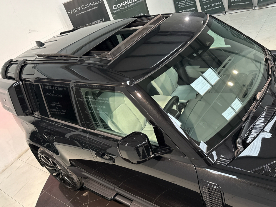 2025 Land Rover Defender 110 D350 DIESEL *N1 Commerical €98,750