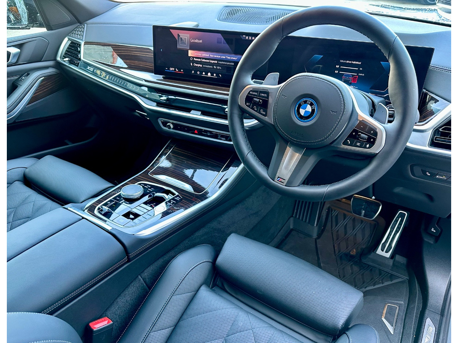 2026 BMW X5 - image 10