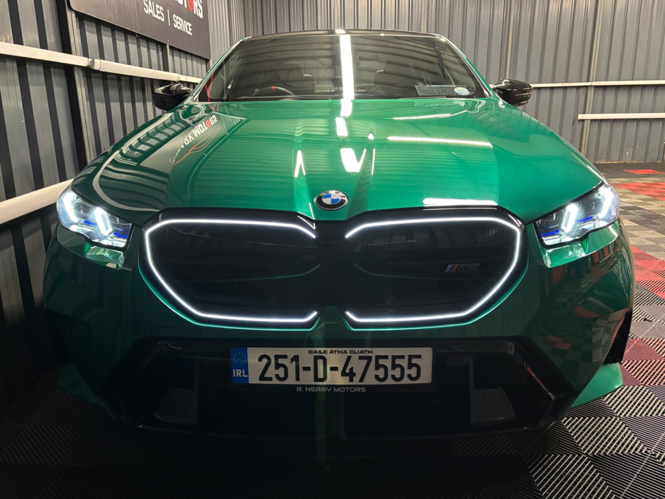 2025 BMW M5 - image 7