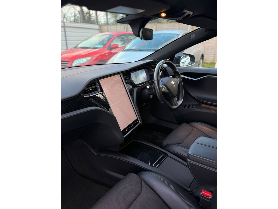 2018 Tesla Model S - image 38