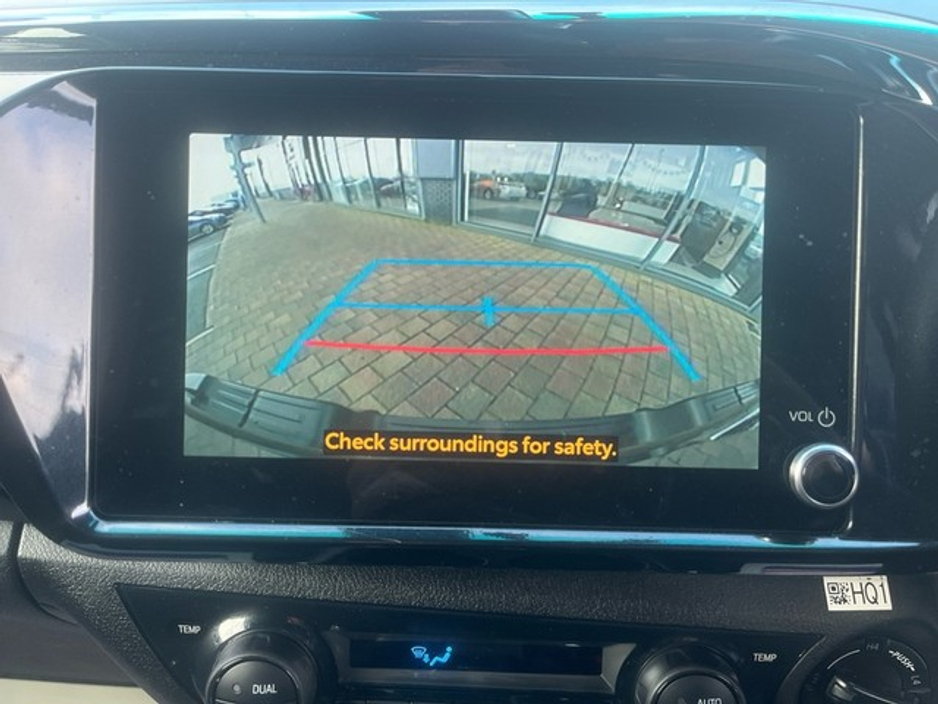 2025 Toyota Hilux 2.4 SR5 D/CAB AUTO €48,950