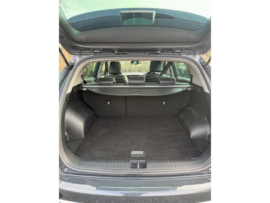 2020 Kia Sportage - image 24