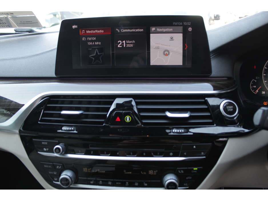 2019 BMW 5 Series - image 13