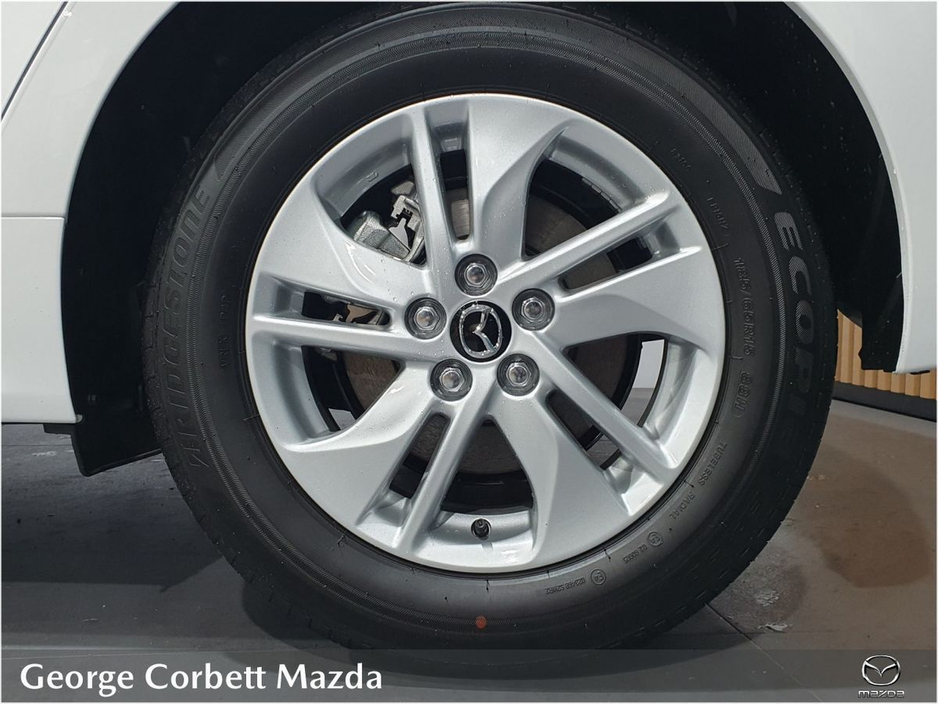 2025 Mazda Mazda2 - image 5