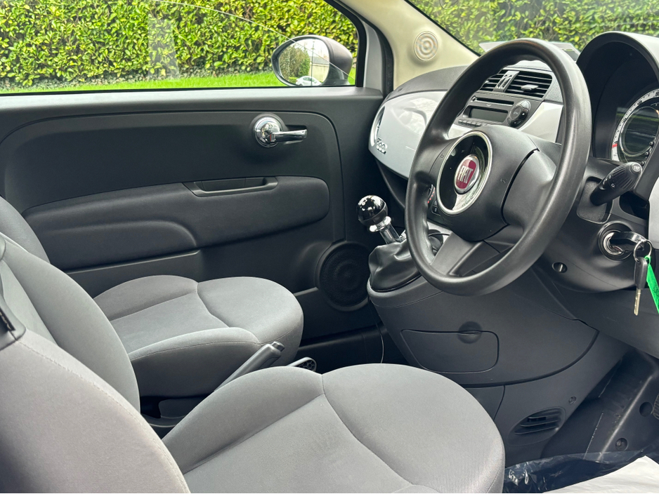 2012 Fiat 500 - image 7