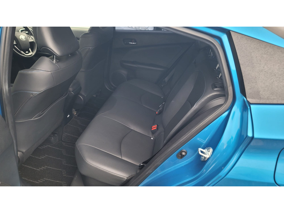 2021 Toyota Prius - image 11