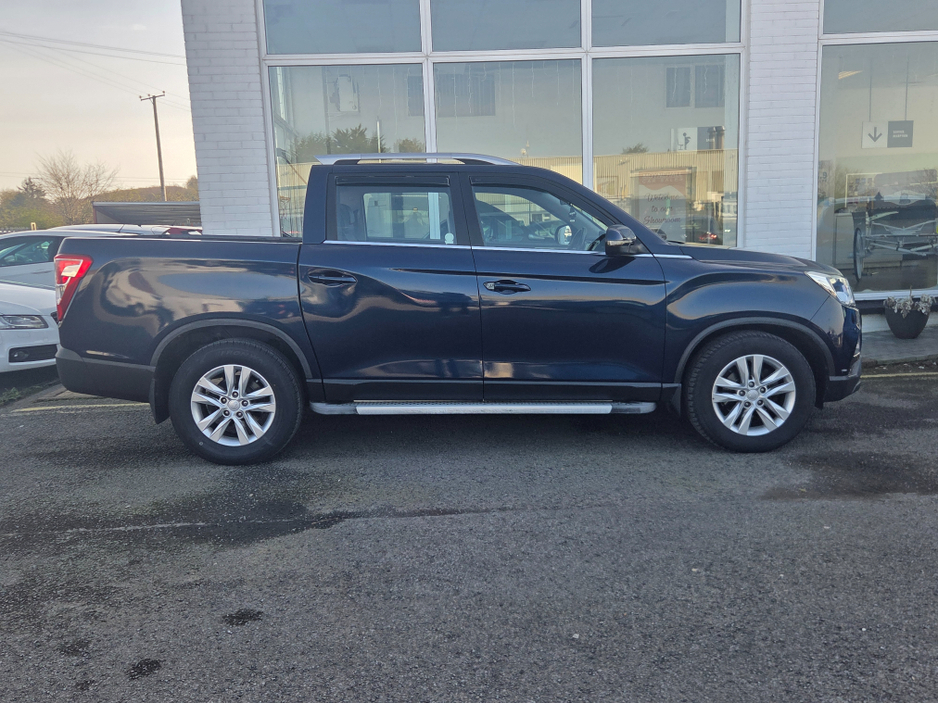 2020 Ssangyong Musso - image 3