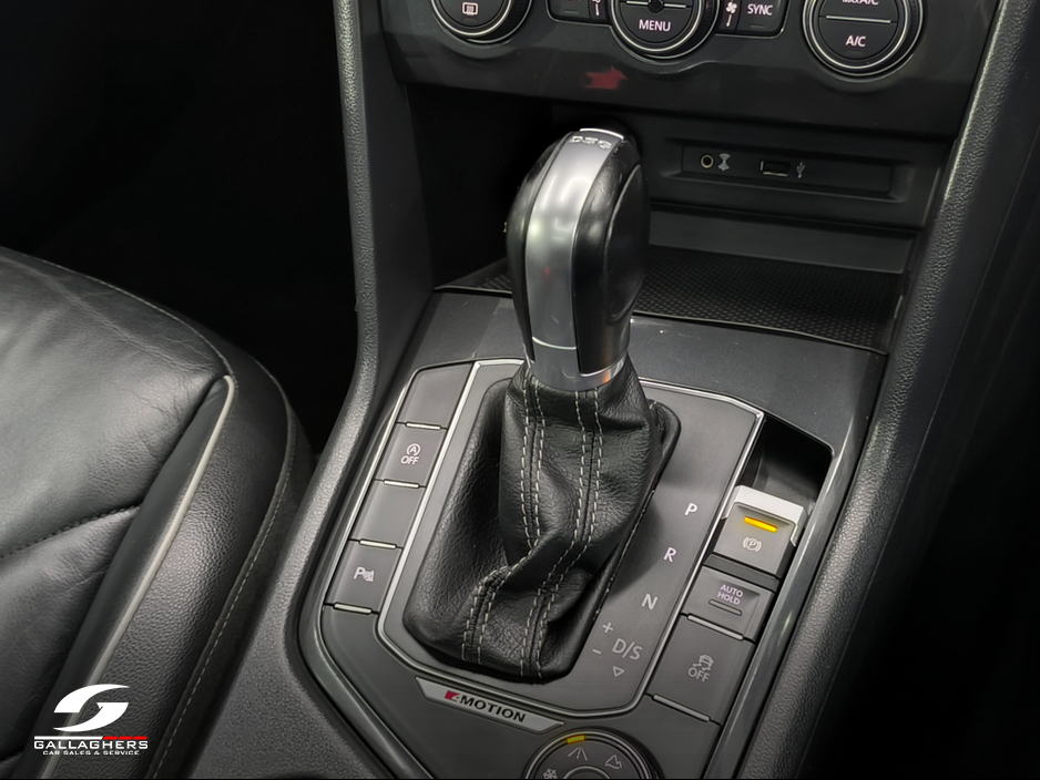 2017 Volkswagen Tiguan (171) R-LINE 2.0 TDI **4MOTION 240BHP**DSG AUTO €24,995