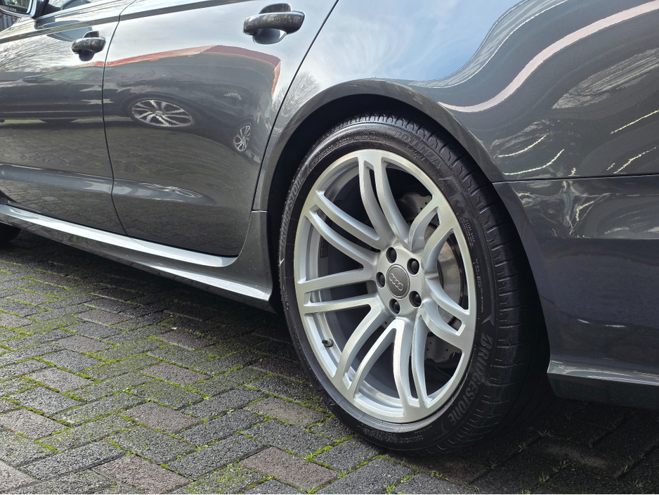 2014 Audi RS6 4.0 TSFI V8 TWIN TURBO 560 BHP. ONLY 59000 MILES. FSH. FINANCE ARRANGED. SIMI. AA APPROVED. €59,950