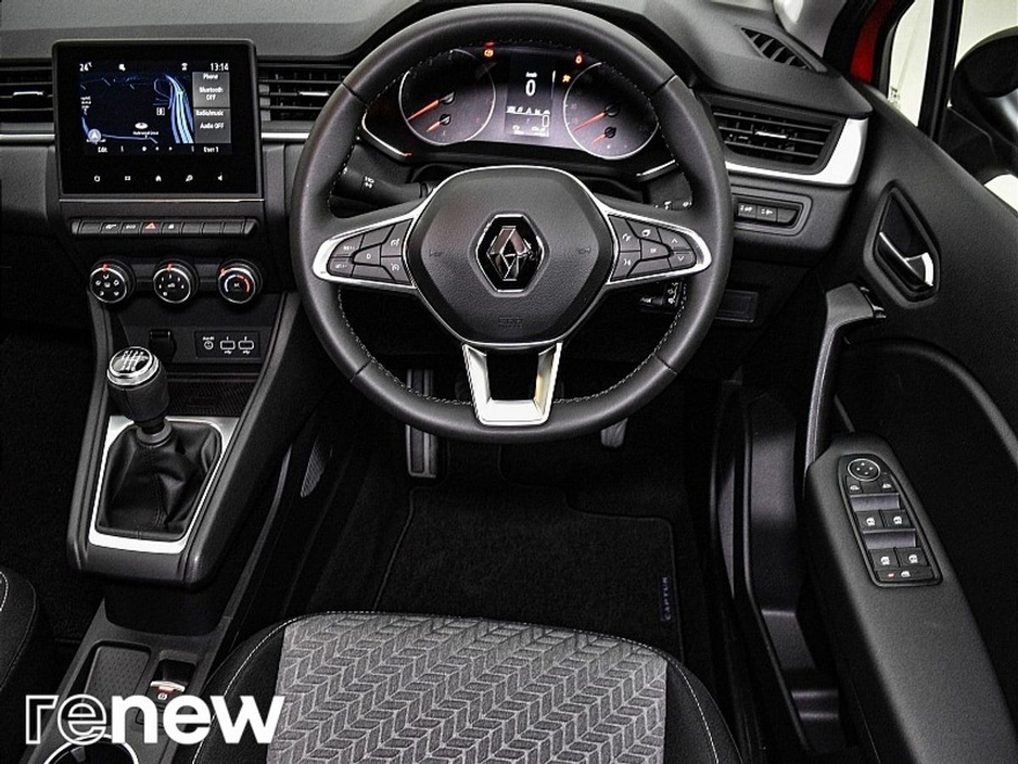2022 Renault Captur - image 28