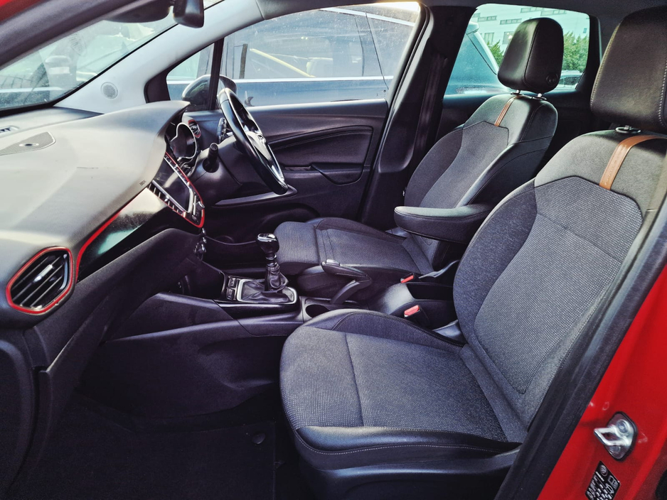 2021 Opel Crossland X - image 11