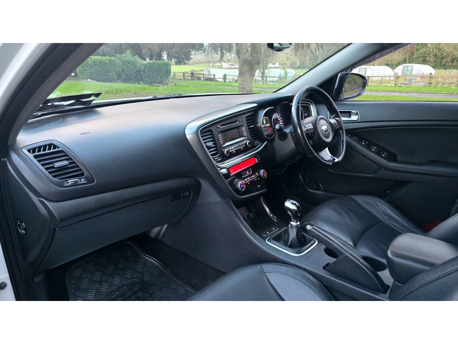 2015 Kia Optima - image 15