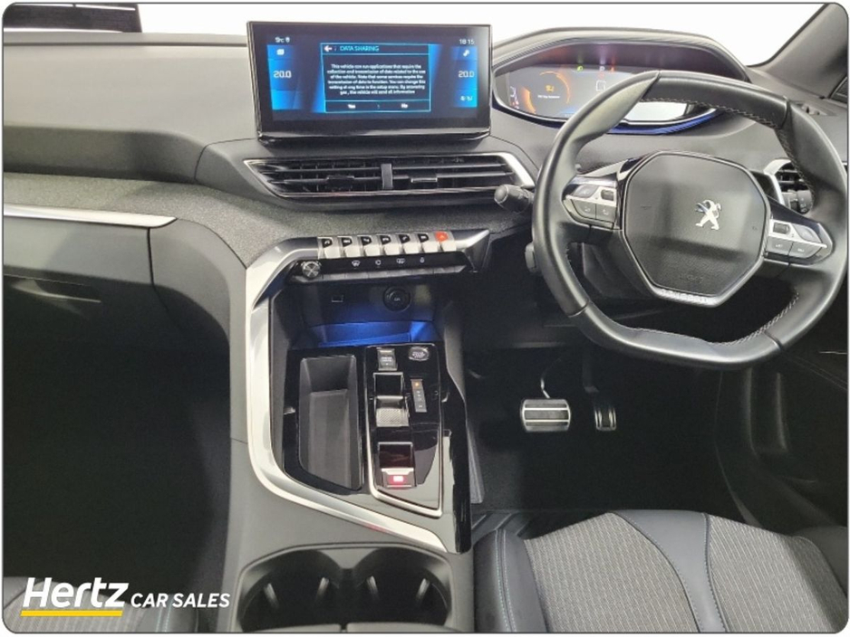 2023 Peugeot 3008 - image 9