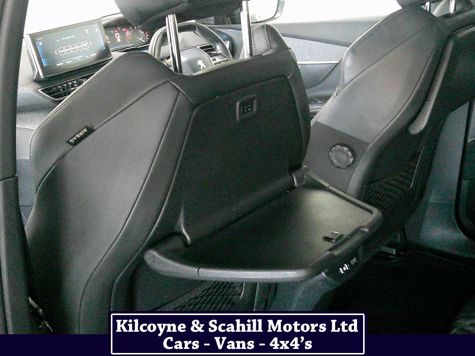 2021 Peugeot 5008 ALLURE BLUEHDI 7 Seater *Leather Interior + Heated Seats* €30,950