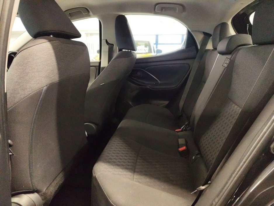 2021 Toyota Yaris 1.0 LUNA