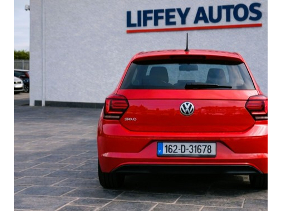 2018 Volkswagen Polo - image 5