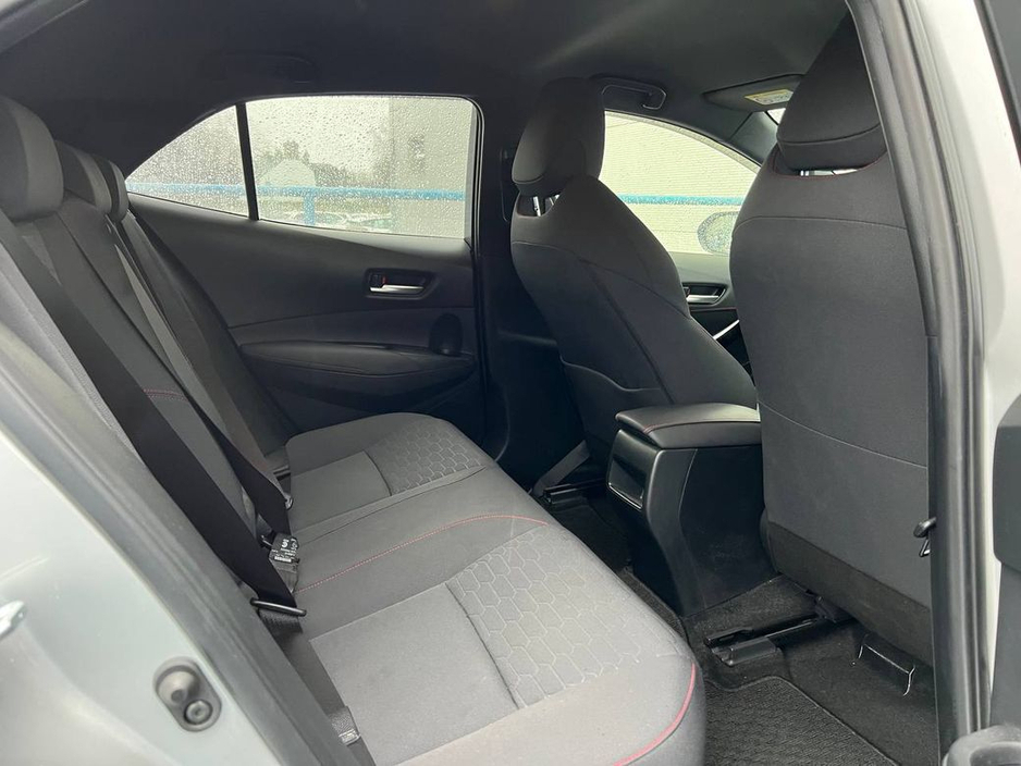 2018 Toyota Corolla - image 8