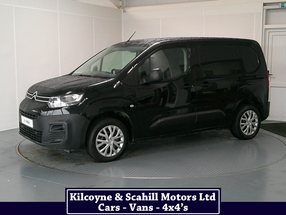 2021 Citroen Berlingo - image 3