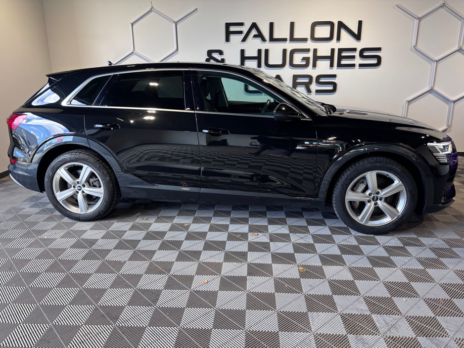 2021 Audi e-tron TECHNIK 55 QUATTRO 95KwH BATTERY // LOW KMS €31,950