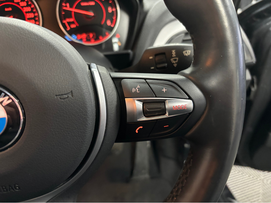 2017 BMW 1 Series BMW 1 SERIES 118D M-SPORT AUTO*DRIVE MODES*REVERSE CAMERA*KEYLESS ENTRY & START*BLUETOOTH AUDIO*FINANCE AVAILABLE TRADE INS WELCOMEi €17,950