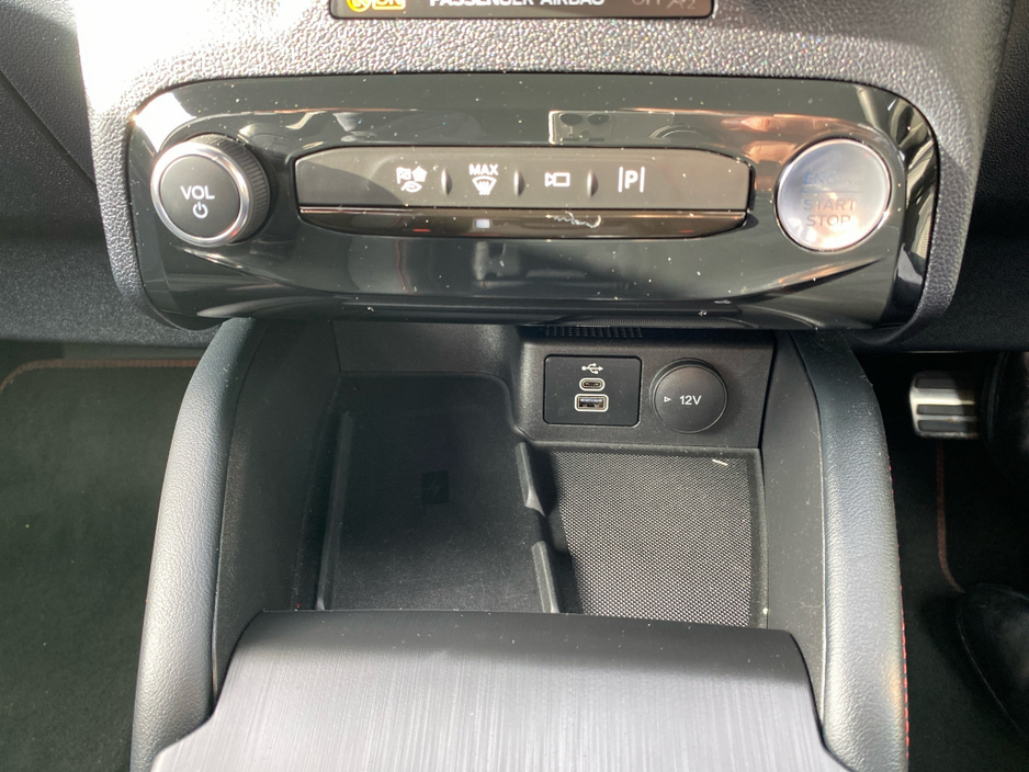 2025 Ford Kuga ST-Line X 2.5 PHEV 246BHP... 20" Wheels/ Winter Pack €42,500