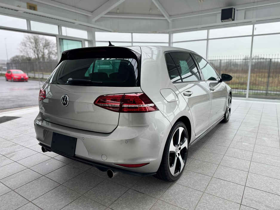 2015 Volkswagen Golf GTI DSG €18,950
