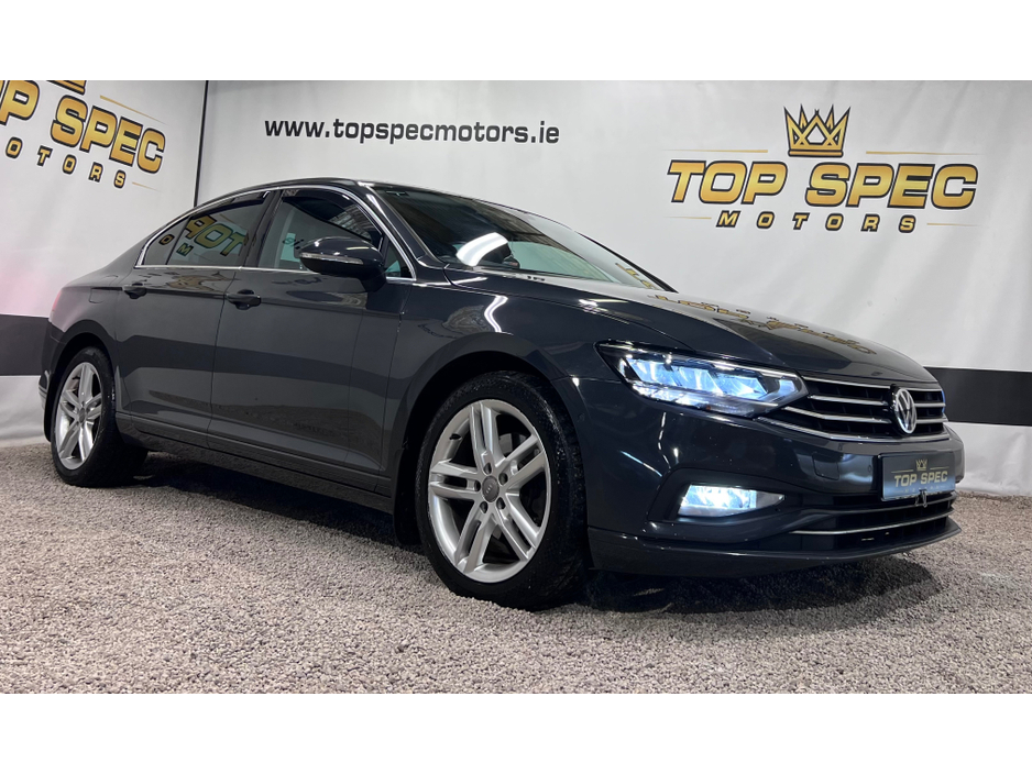 2020 Volkswagen Passat TDI SEL S-A 4DR AUTO €19,700