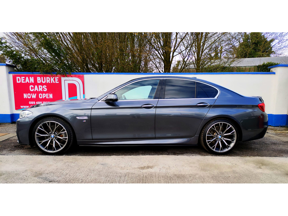 2016 BMW 5 Series - image 5