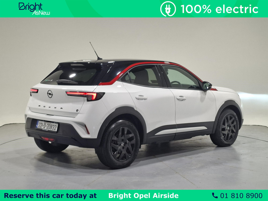 2022 Opel Mokka - image 8