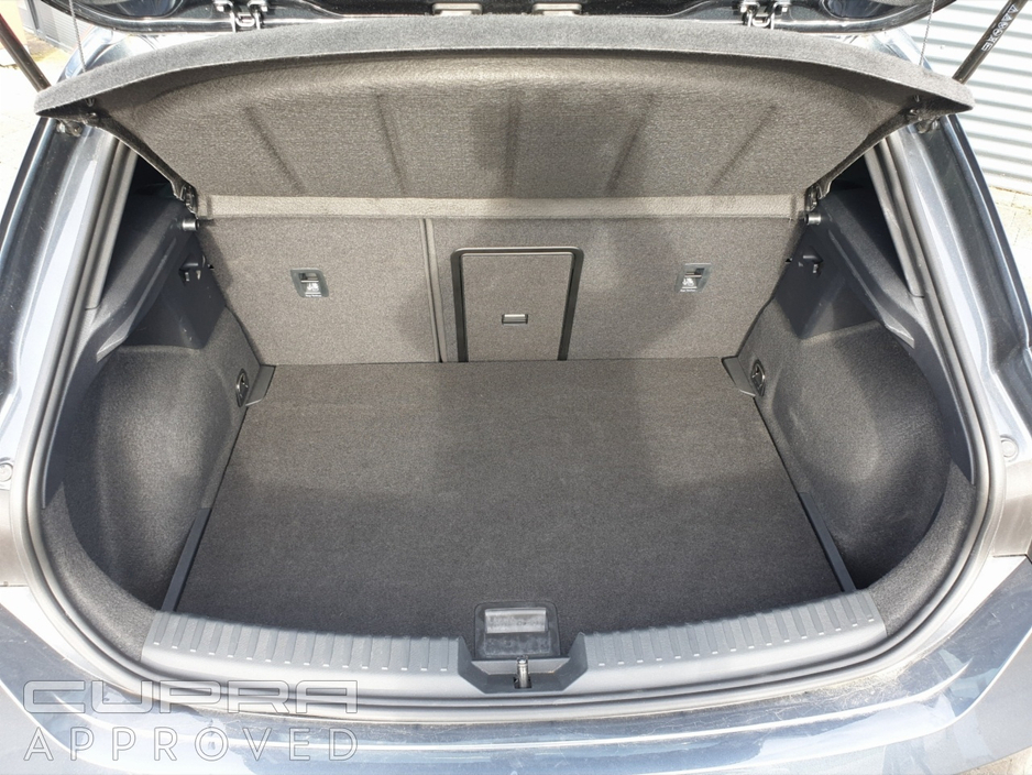 2025 Cupra Leon - image 12