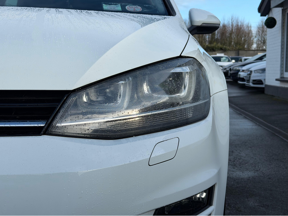 2016 Volkswagen Golf - image 10