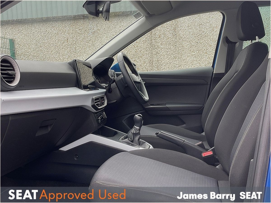 2023 SEAT Arona - image 8