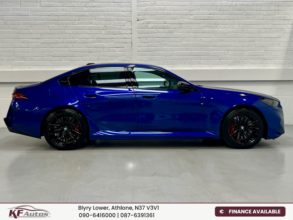 2025 BMW M5 V8 4.4L PHEV 727bhp Auto - 251 Reg €137,995