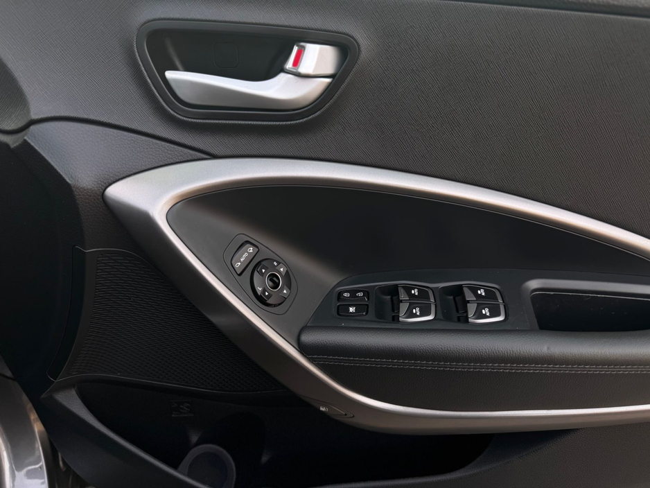 2015 Hyundai Santa Fe COMMERCIAL 4WD EXECUTIVE 4DR €11,800