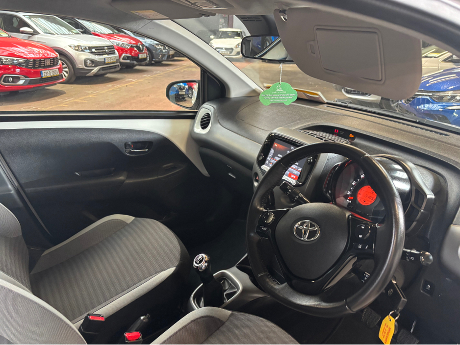 2020 Toyota Aygo 1.0 XPLAY SPHONE 4DR €9,750