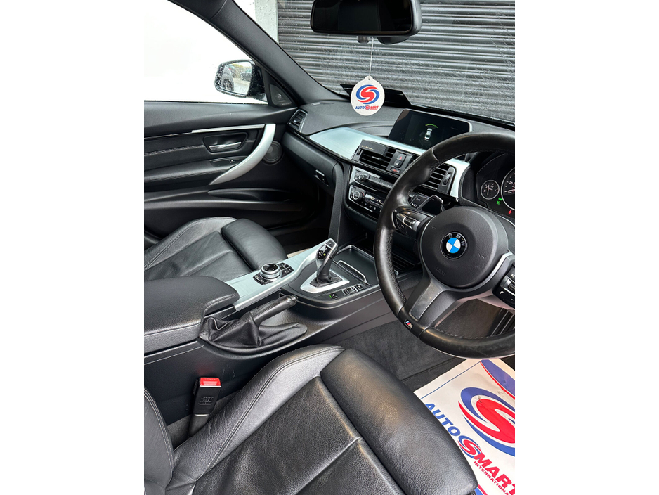 2018 BMW 3 Series 320d M Sport €23,995