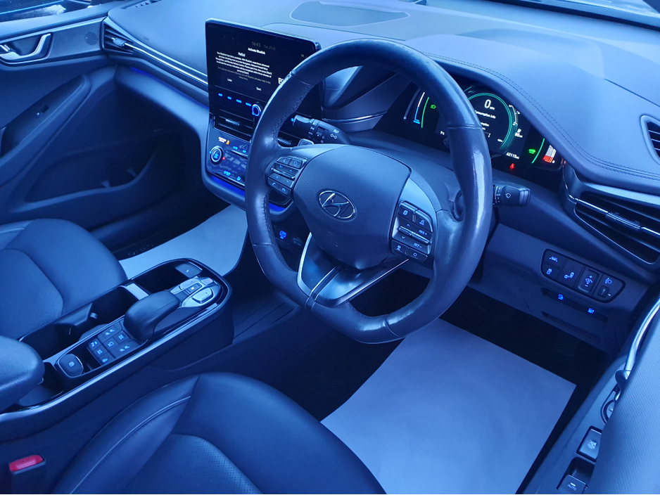 2021 Hyundai Ioniq PREMIUM AUTOMATIC FULLY ELECTRIC NCT 02/28 FINANCE AVAILABLE @ €58 PER WEEK FULL LEATHER/ HEATED SEATS/ SAT NAV/ TOUCH SCREEN MEDIA/ BLUETOOTH/ USB/ REVERSE CAMERA/ HISTORY CHECKED €12,950