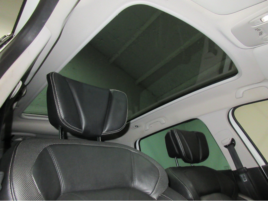 2020 Renault Grand Scenic - image 10