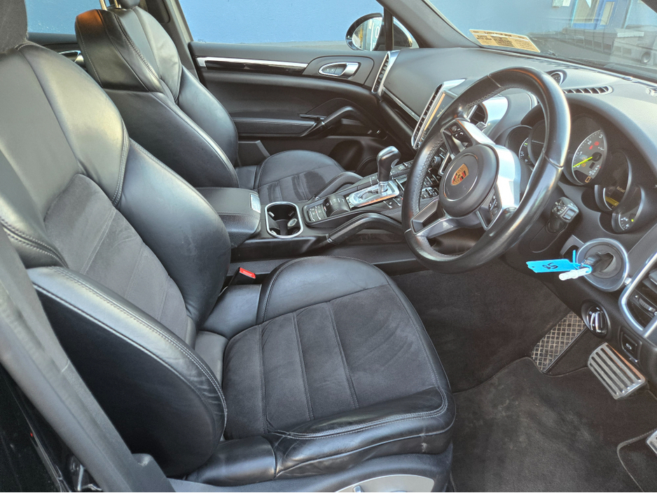 2017 Porsche Cayenne PLATFORM ED S EHYB TIP A R69 STUNNING JEEP  SUPERB CONDITION €35,950