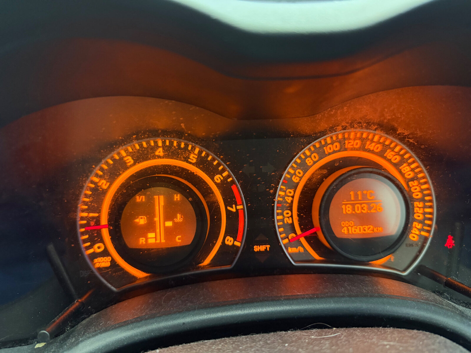 2007 Toyota Corolla - image 20