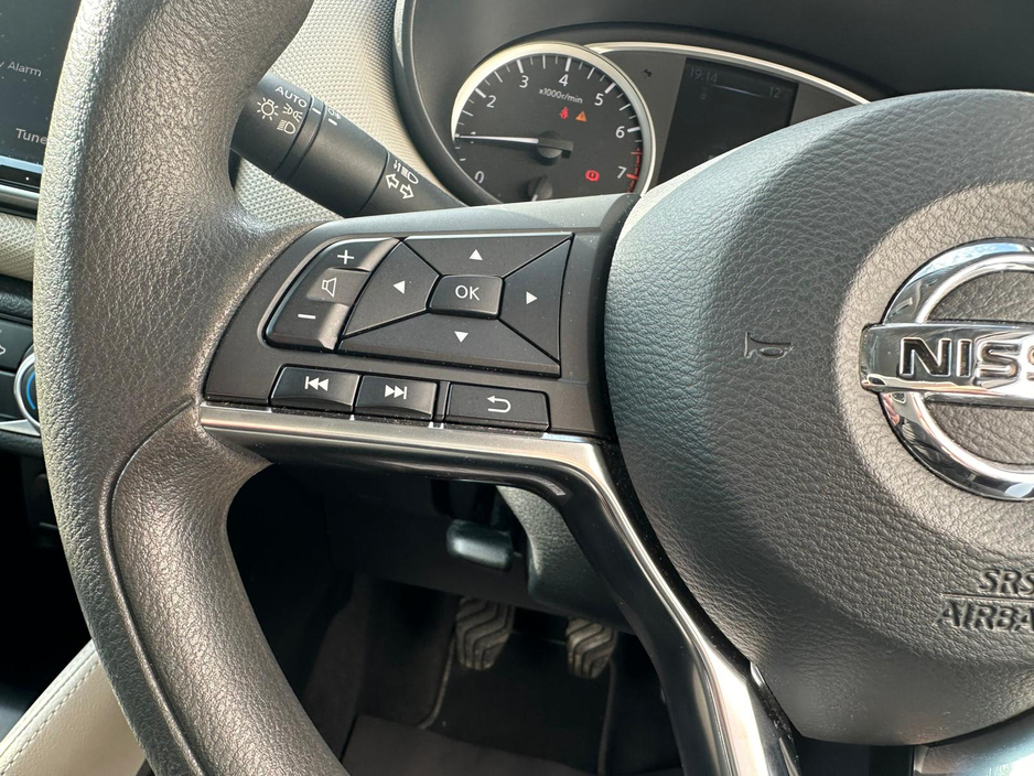 2018 Nissan Micra - image 20