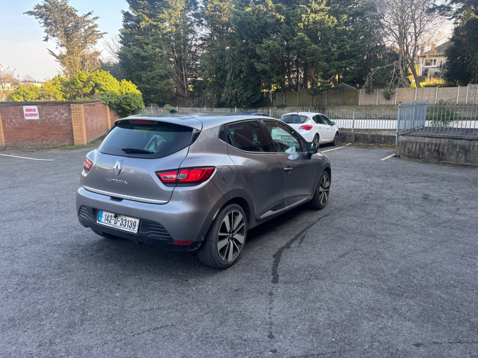 2014 Renault Clio - image 5