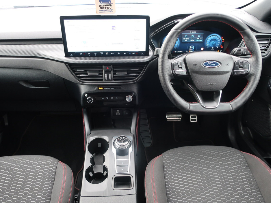 2025 Ford Kuga - image 12