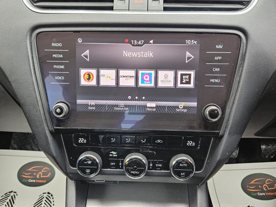 2020 Skoda Octavia - image 27