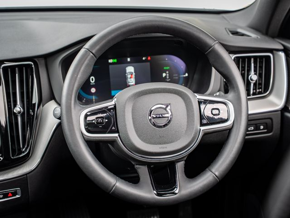 2024 Volvo XC60 T6 Phev Plus Dark AWD *Panoramic roof* *Harmon Kardon* €53,950