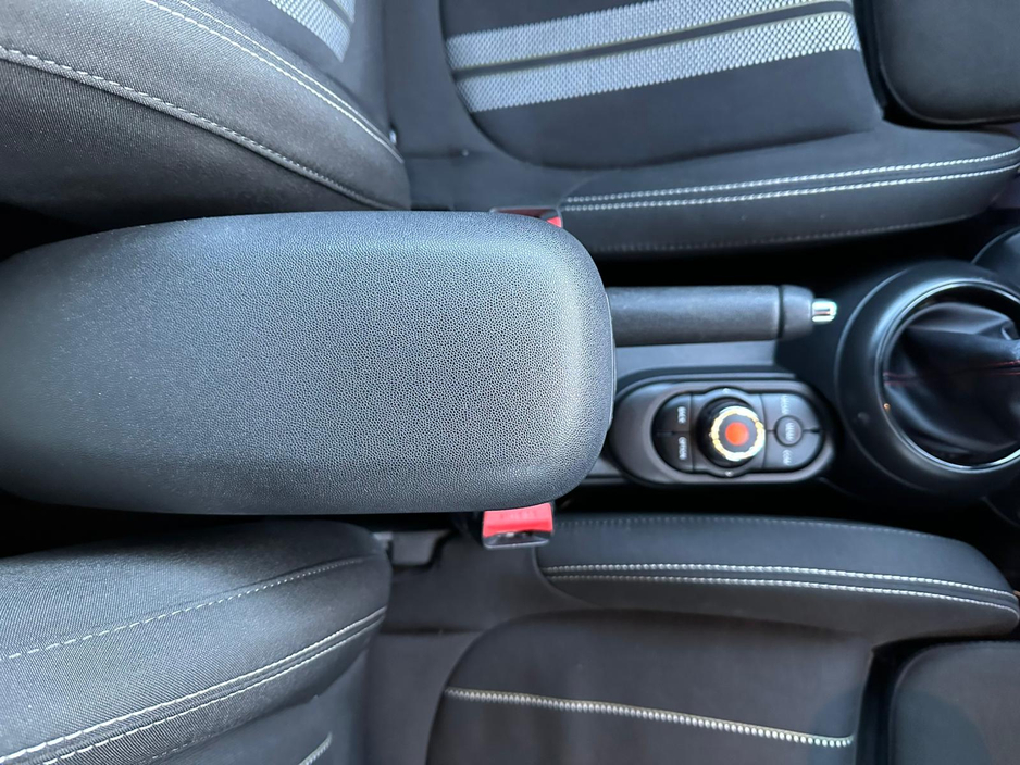 2020 MINI Cooper 1.5 SPORT SPT5 136BHP SERVICE HISTORY €17,750